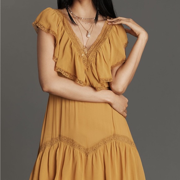 Anthropologie Short-sleeve V-neck Ruffle Midi Dress - Picture 3 of 9